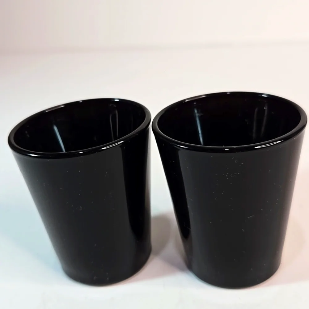 Set of 2 Vintage Yukon Jack Perma Frost Schnapps Shot Glasses Collectible